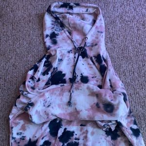 Men’s Medium Tie Dye Hoodie